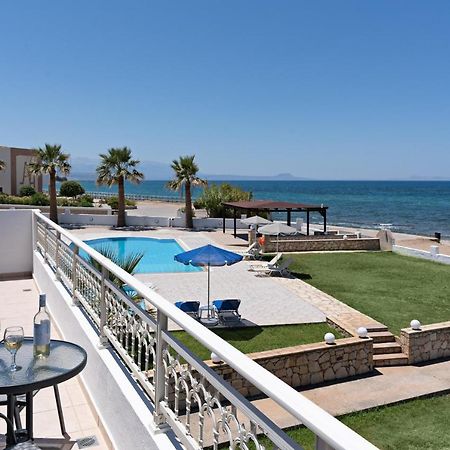 Azure Seaside Apts Magnisia ภายนอก รูปภาพ