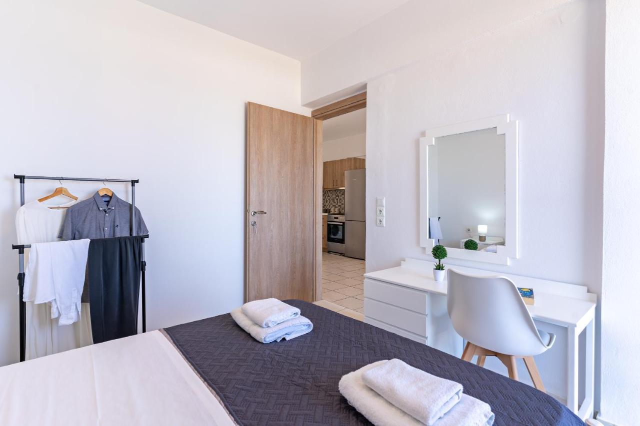 Azure Seaside Apts Magnisia ภายนอก รูปภาพ