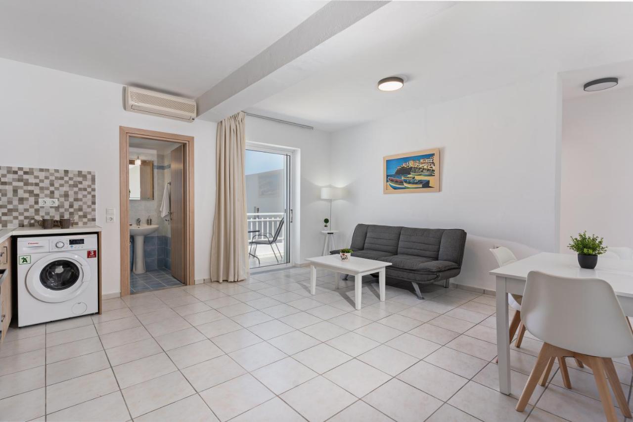 Azure Seaside Apts Magnisia ภายนอก รูปภาพ