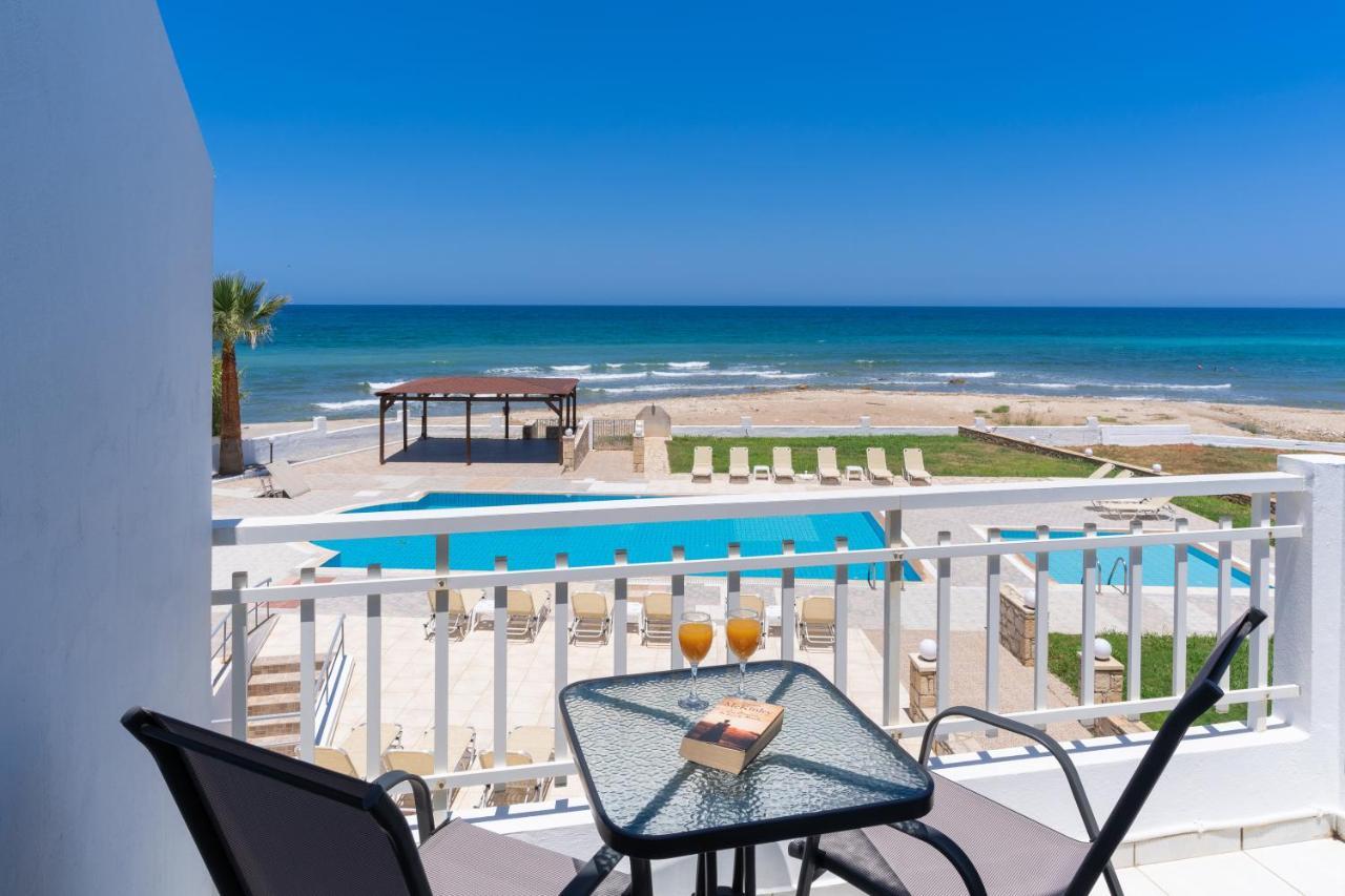 Azure Seaside Apts Magnisia ภายนอก รูปภาพ