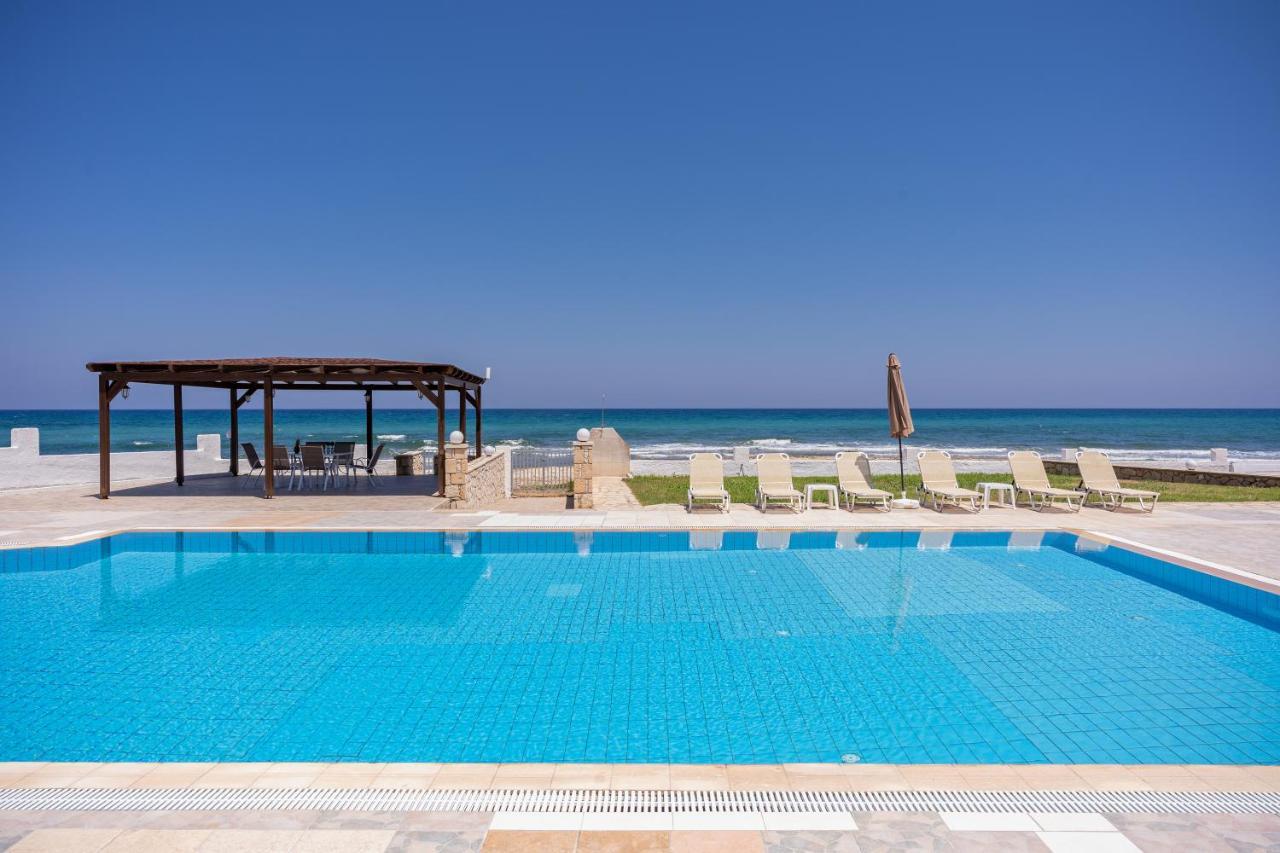 Azure Seaside Apts Magnisia ภายนอก รูปภาพ