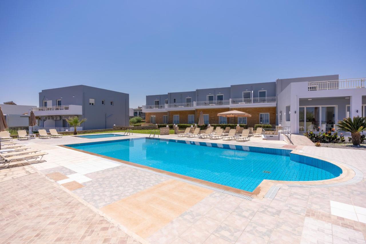 Azure Seaside Apts Magnisia ภายนอก รูปภาพ