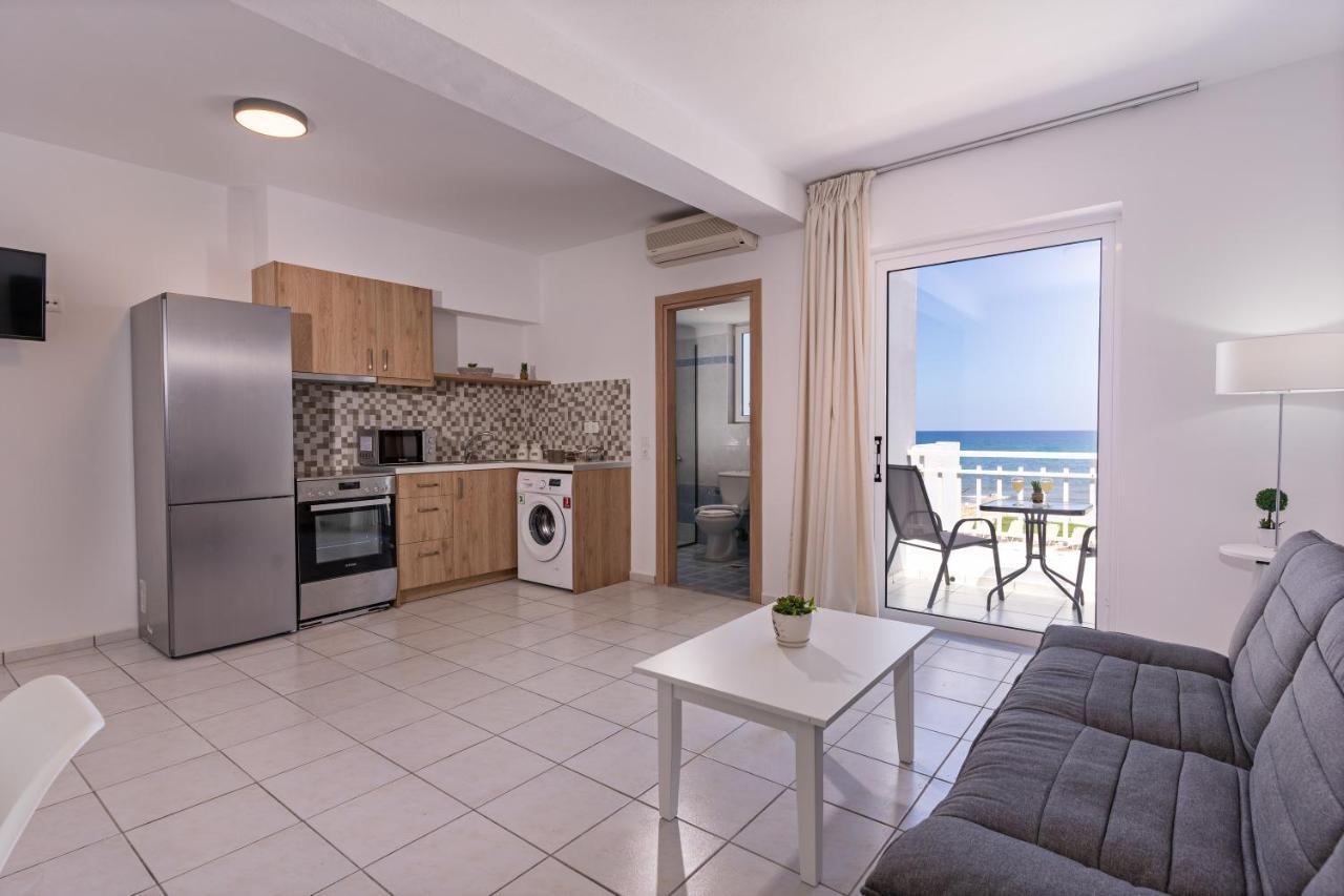 Azure Seaside Apts Magnisia ภายนอก รูปภาพ