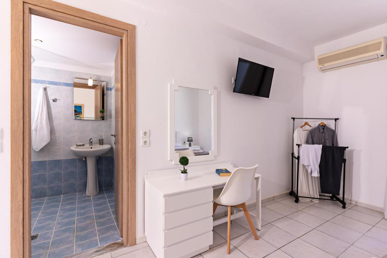Azure Seaside Apts Magnisia ภายนอก รูปภาพ