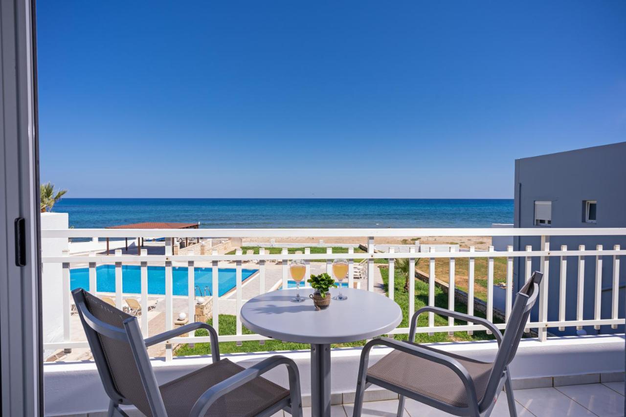 Azure Seaside Apts Magnisia ภายนอก รูปภาพ