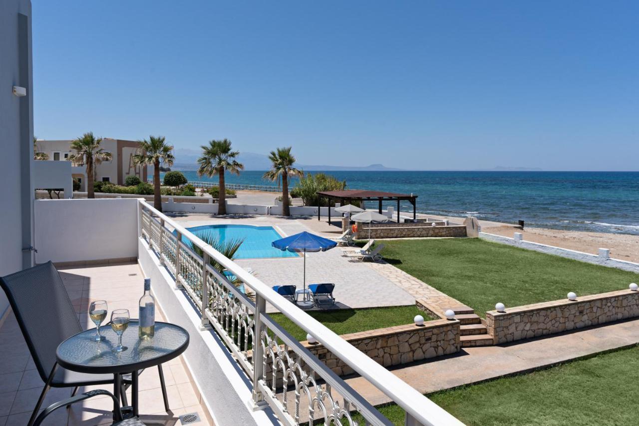Azure Seaside Apts Magnisia ภายนอก รูปภาพ